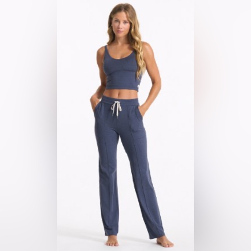 Vuori Halo Wideleg Flare Pants - Women's size S